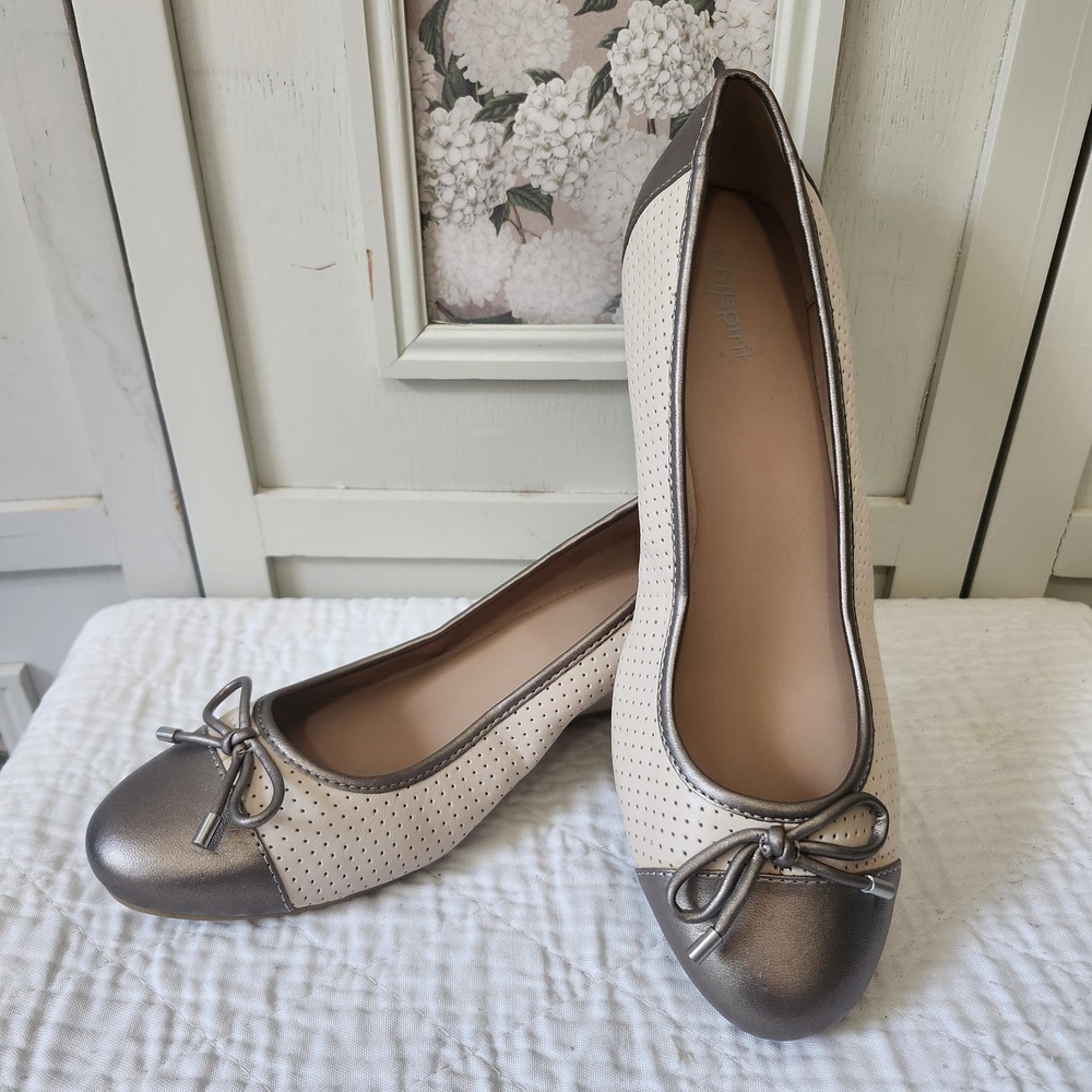 Easy Spirit Esdawnette Leather Ballet Flats Beige Metallic‎ Cap Toe Women's 10M